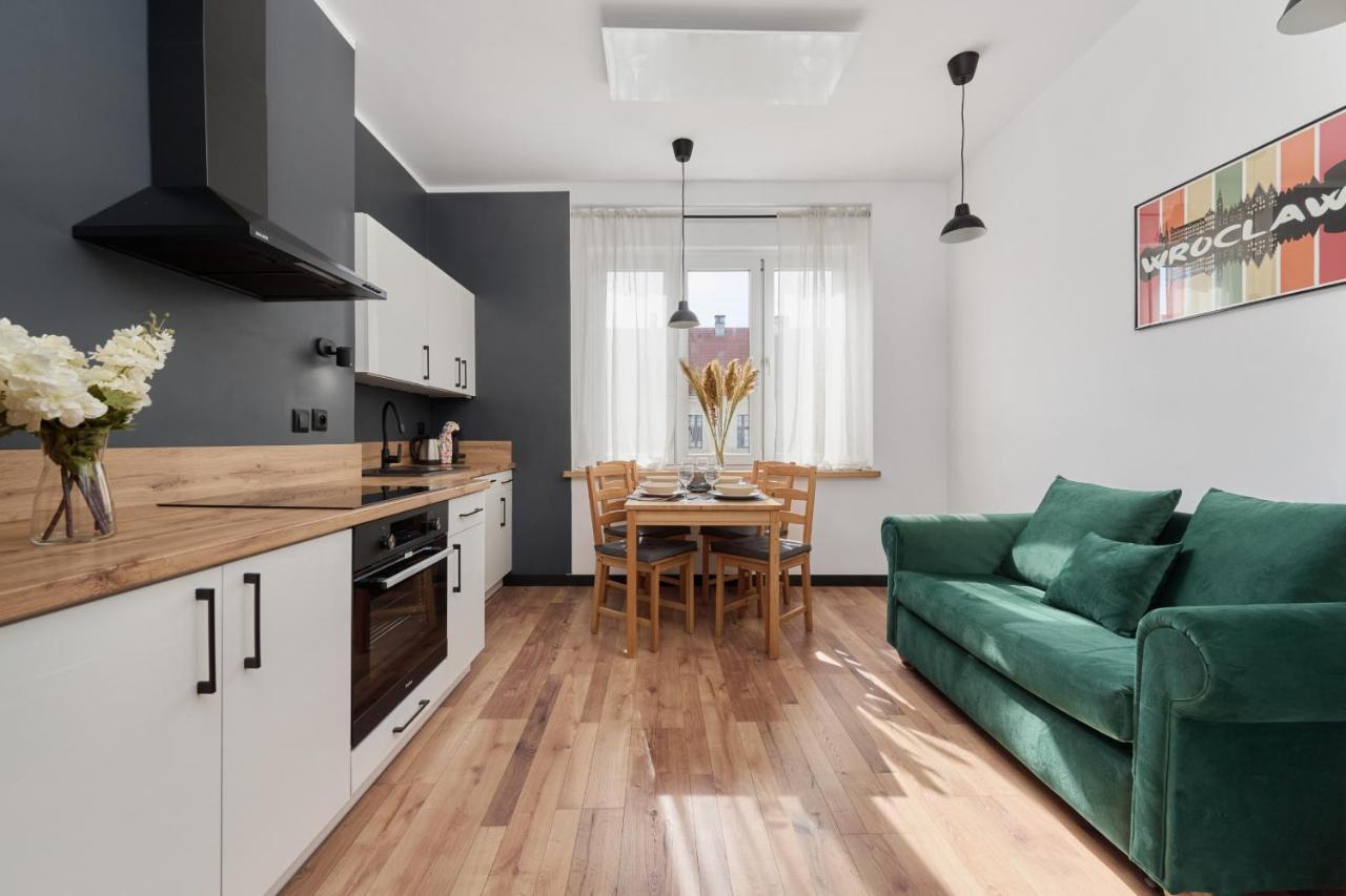 Norwida With Balcony Downtown By Renters * Vratislav